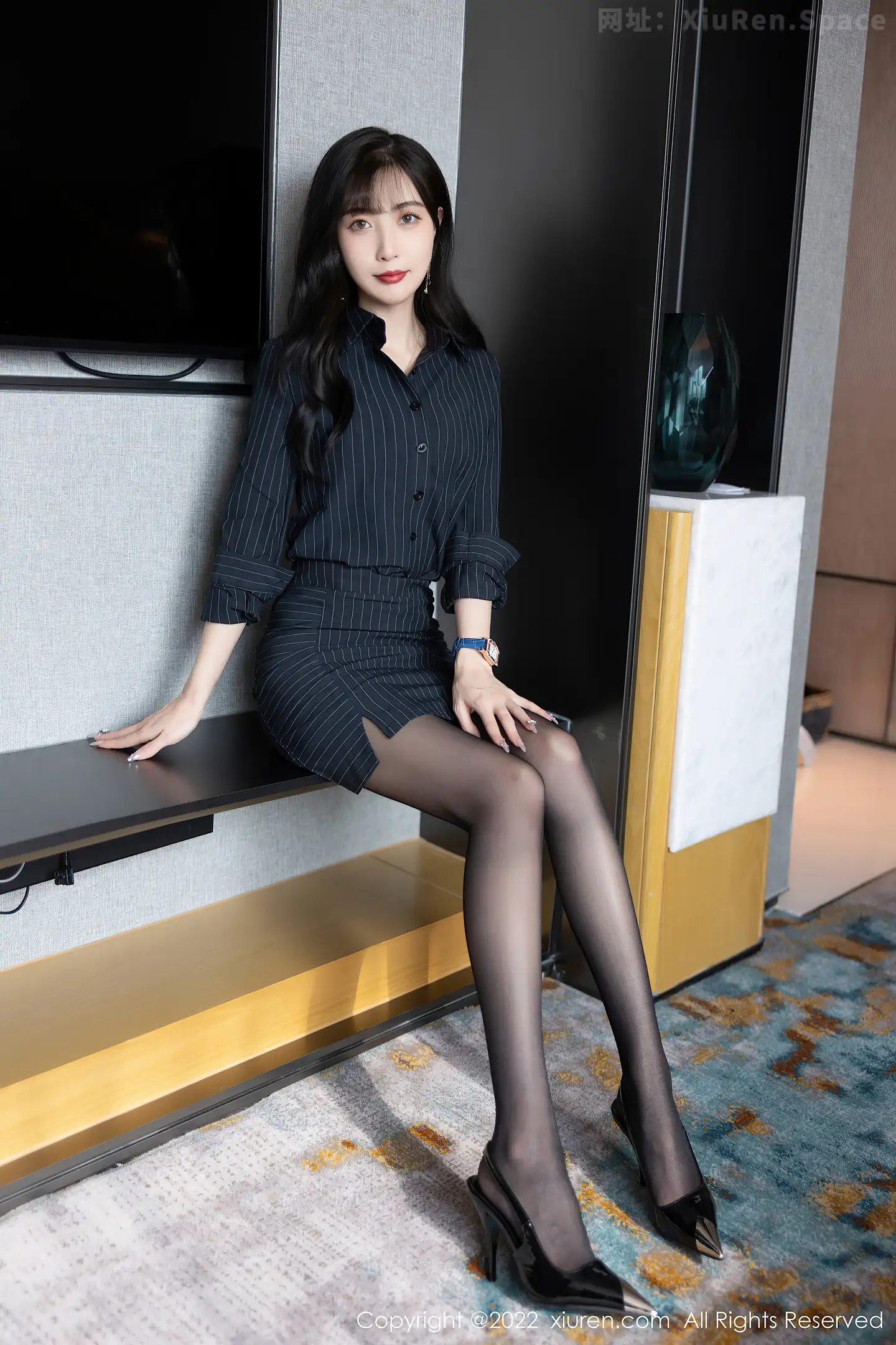 图片[6]-[XiuRen秀人网] VOL.5346 模特林星阑厦门旅拍半脱露轻透蕾丝内衣配超薄黑丝极致魅惑写真87P-秀人网官方网站